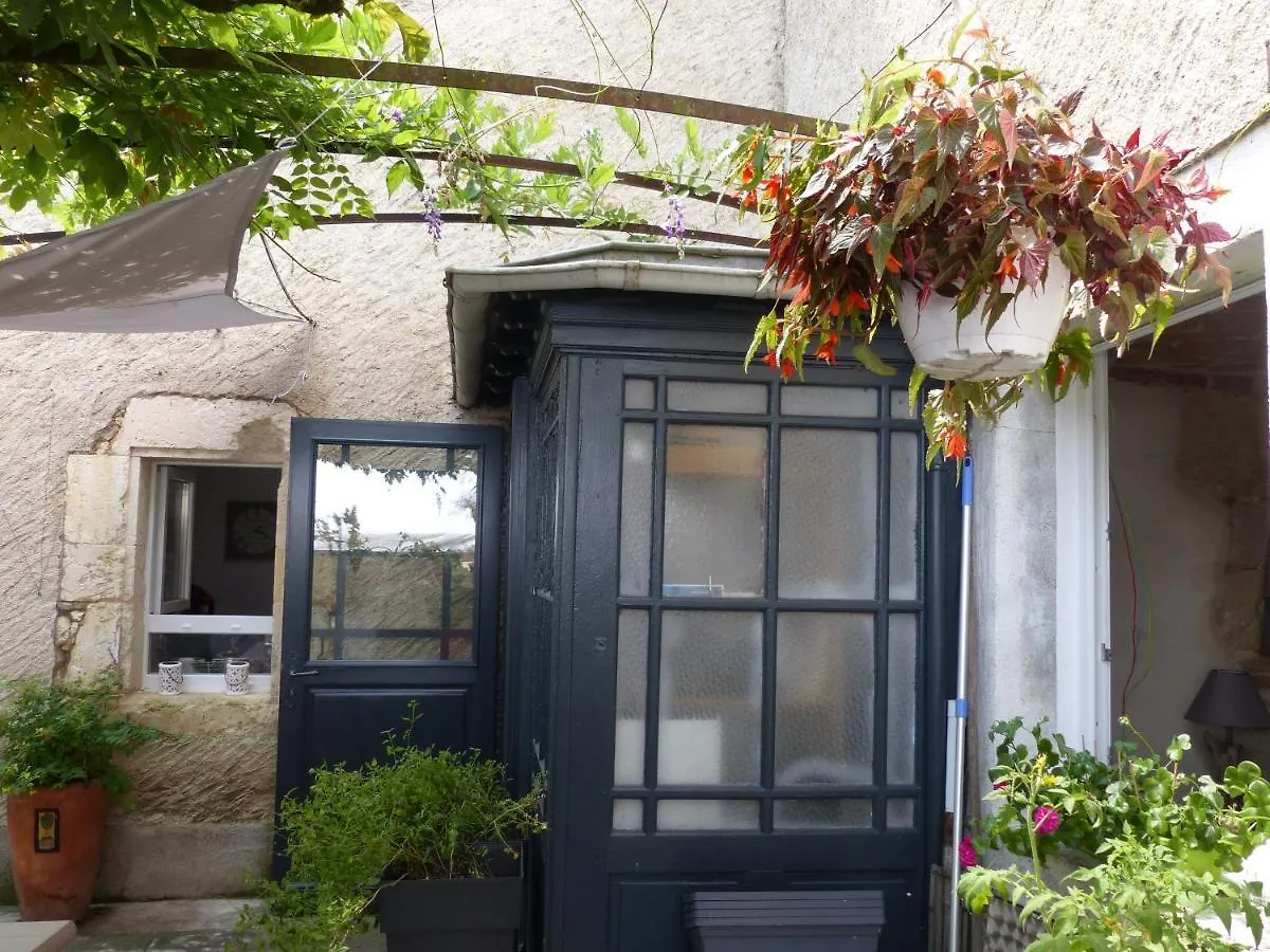 Montdragon Plume Et Pinceau B&B 프랑스